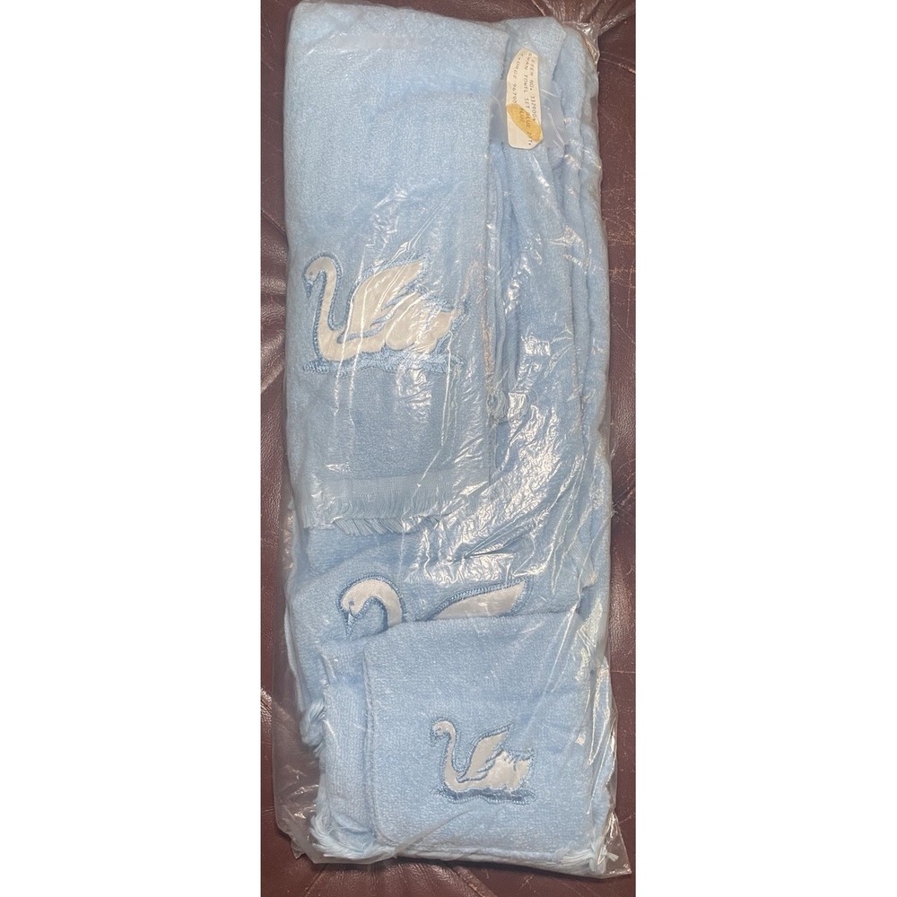 VTG Swan Towels Set Blue Trim Swan Bathroom Towel Set-6 NIB Sealed! By Aquarius